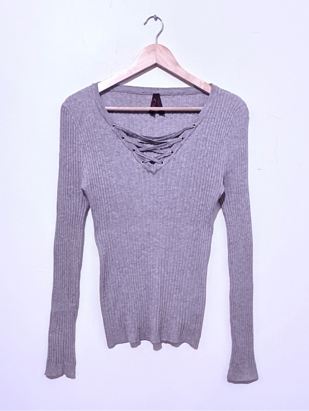 Yoki Gray Ribbed Lace-Up V-Neck Long Sleeve Top